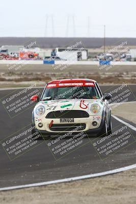 media/Jan-25-2025-CalClub SCCA (Sat) [[03c98a249e]]/Race 5/